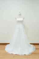 【スレンダーラインドレス】１６−１