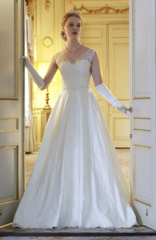 【Aラインウエディングドレス】２０−６