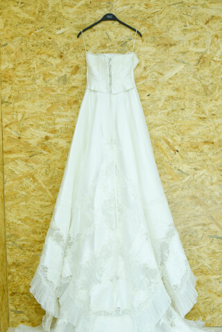 【Aラインウエディングドレス】２−２