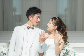 天然ビーチ＆海の見えるチャペル撮影プラン！衣装チェンジで雰囲気を変えるのも◎