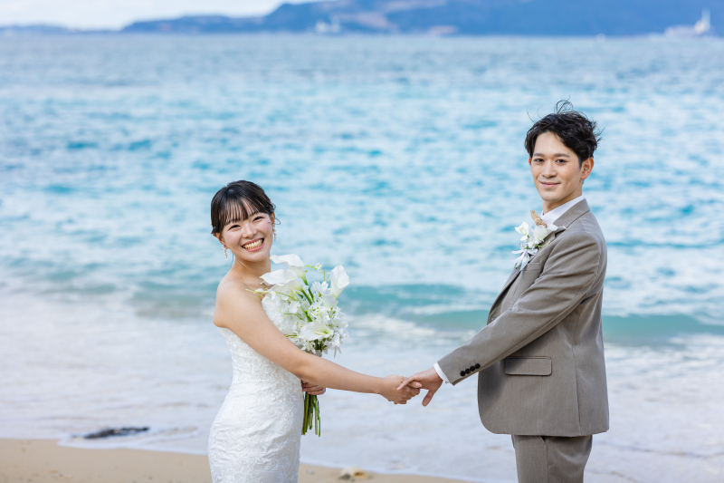 次のロケーションは海と空に包まれるビーチへ