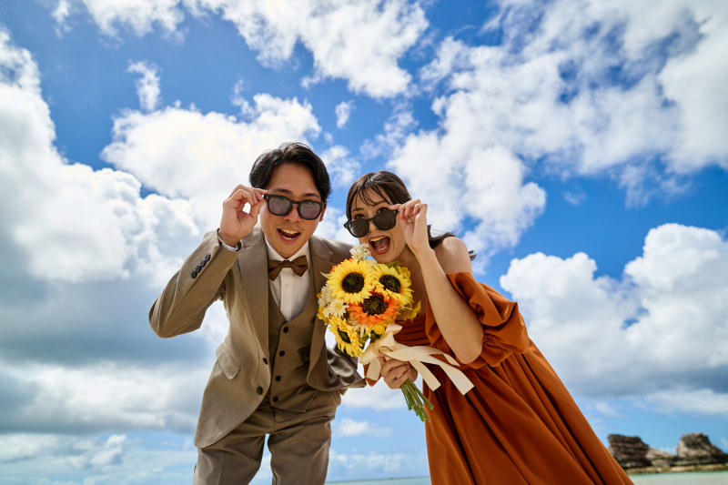 サングラスをかけてリゾートらしさをプラス◎