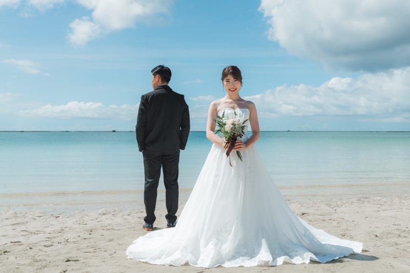 新婦様メインで♪新郎様の後ろ姿がかっこいい！