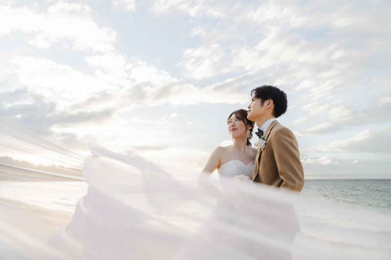 サンセットの空を見上げる静かな時間