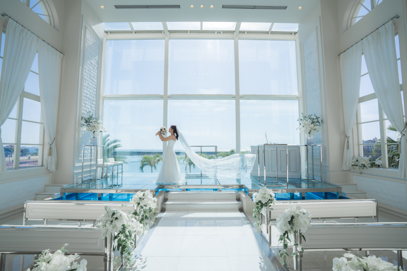 ひとひら沖縄 ~HITOHIRA~ produced by capry_チャペルで撮影できる