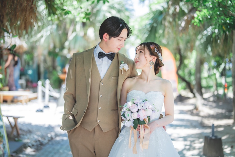 沖縄でのロケーション撮影に最適なドレスの数々