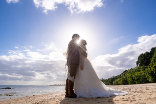 おふたりの大切なウェディングフォトの場所に沖縄を、当社を選んでいただけたこと、そして撮影を担当させていただけること「全身全霊の感謝」をもって撮影させていただきます！お客様の満足が最大の喜びです！