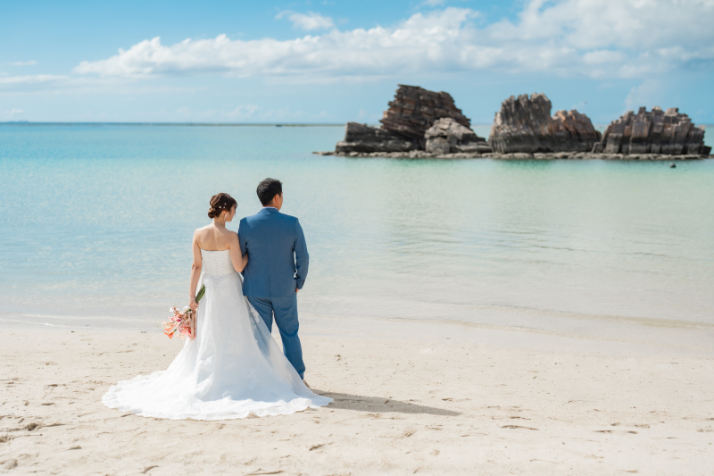 結婚式のオープニングムービーに使える動画データ付【天然ビーチ撮影コミコミ100カットプラン】☆全データ納品｜衣裳｜ヘアメイク付き