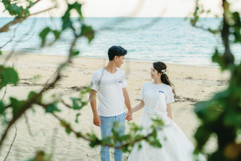 沖縄旅行やハネムーンの記念に♪【私服で撮影｜カジュアルフォトプラン】ビーチ撮影50カット ◉撮影全データ納品付き