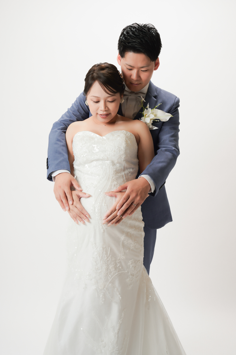 マタニティの方必見！【天然ビーチ＋スタジオで撮影！マタニティ撮影コミコミ100カットプラン】◉全データ納品｜衣裳｜ヘアメイク付き