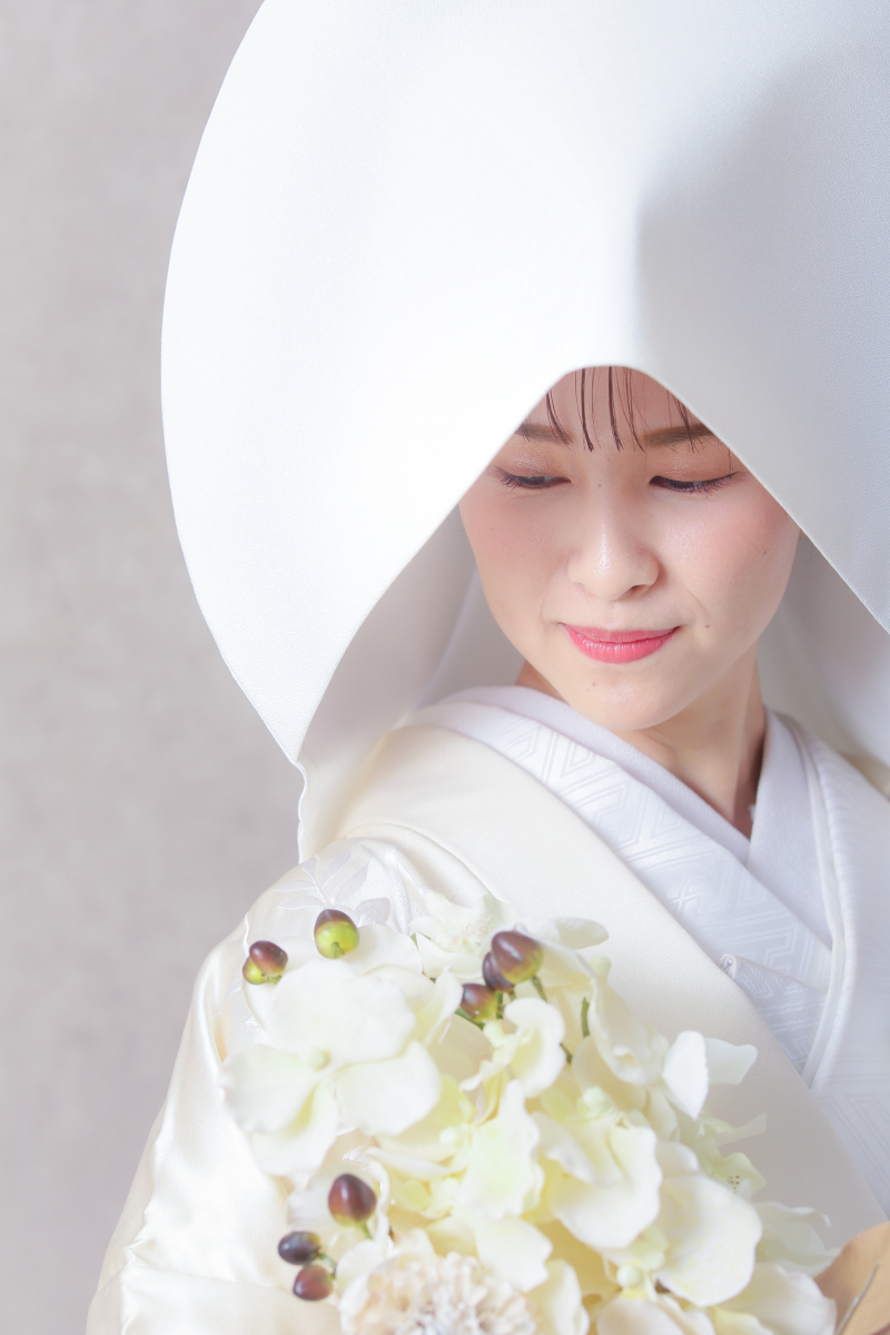 綿帽子姿のお美しいご新婦様