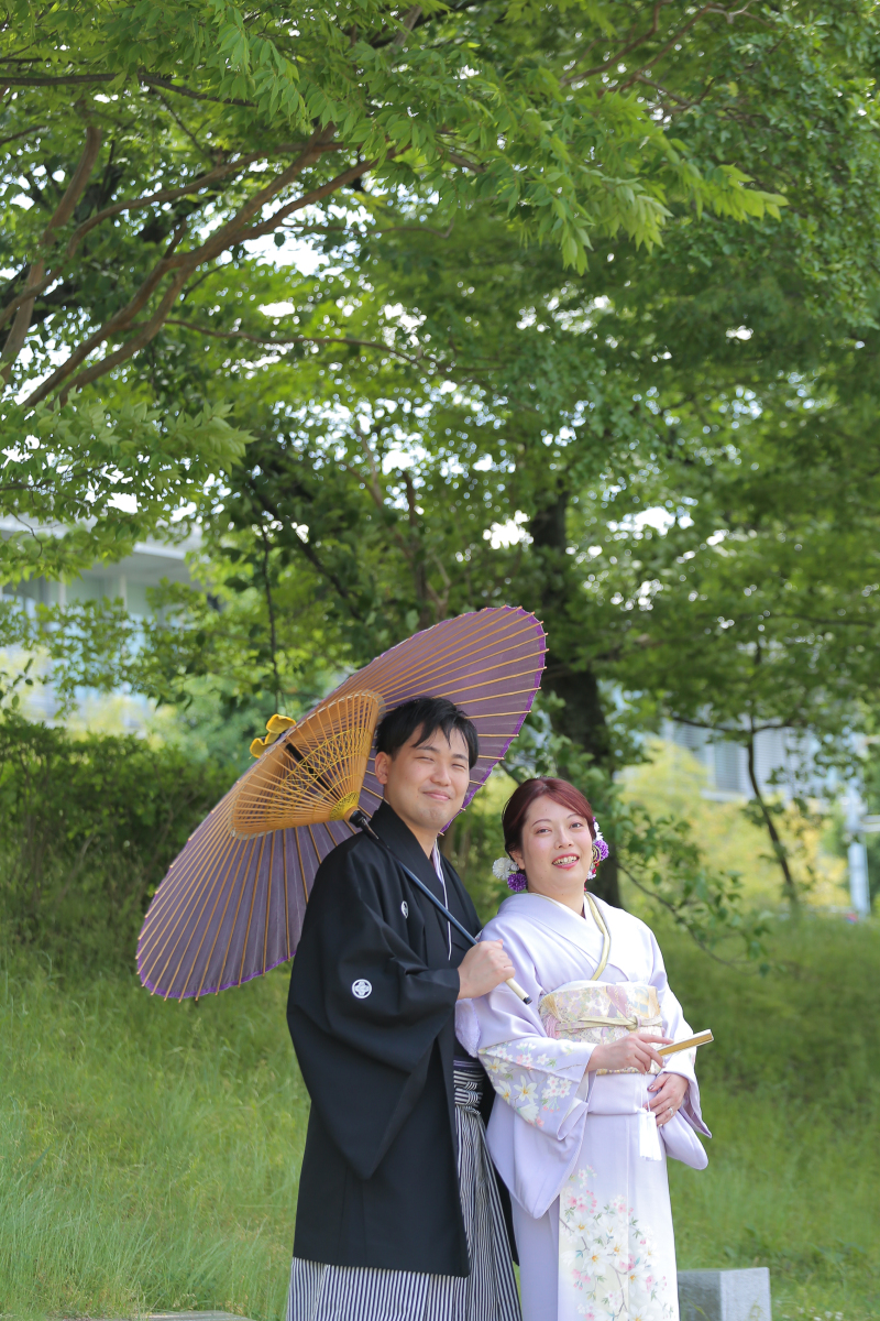 ご新婦様の衣装は…