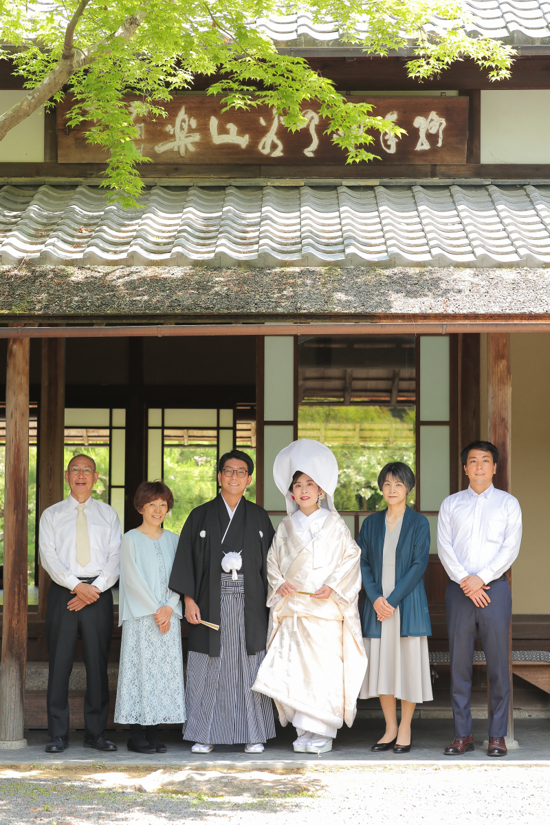 with Family。:*
