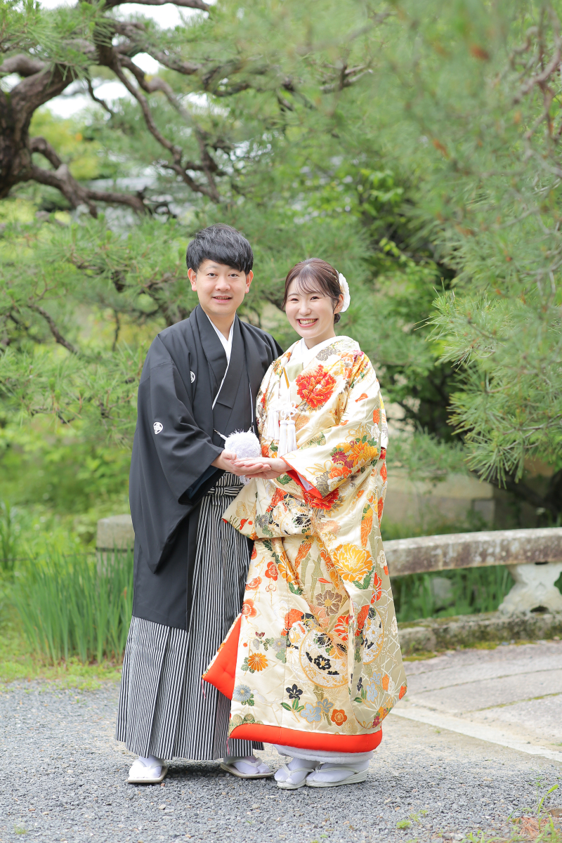 静かな庭園で撮影スタート!