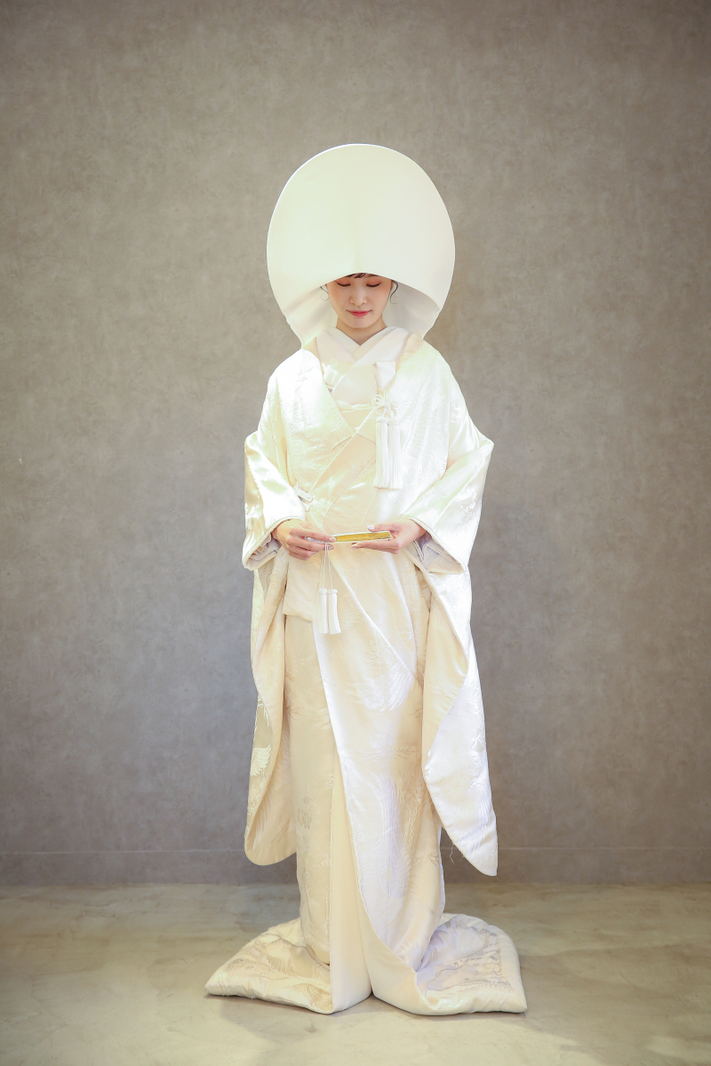 まずはサロンで綿帽子姿を°˖✧