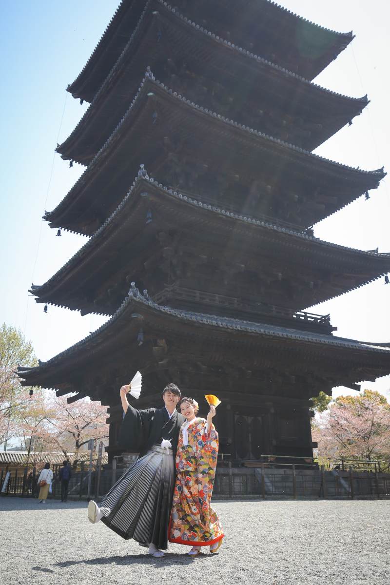 五重塔の前で「あっぱれ」!!