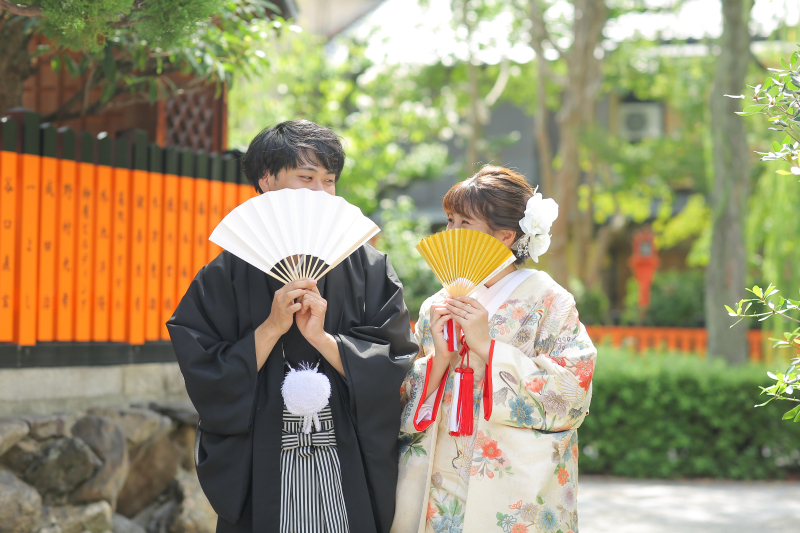 そのままお扇子を広げて