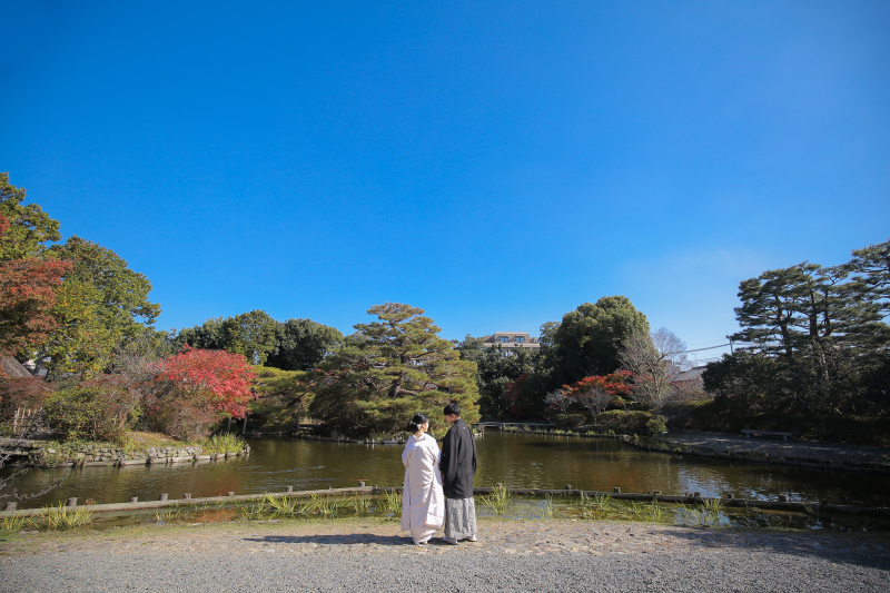さっそく庭園へ入っていくと・・・