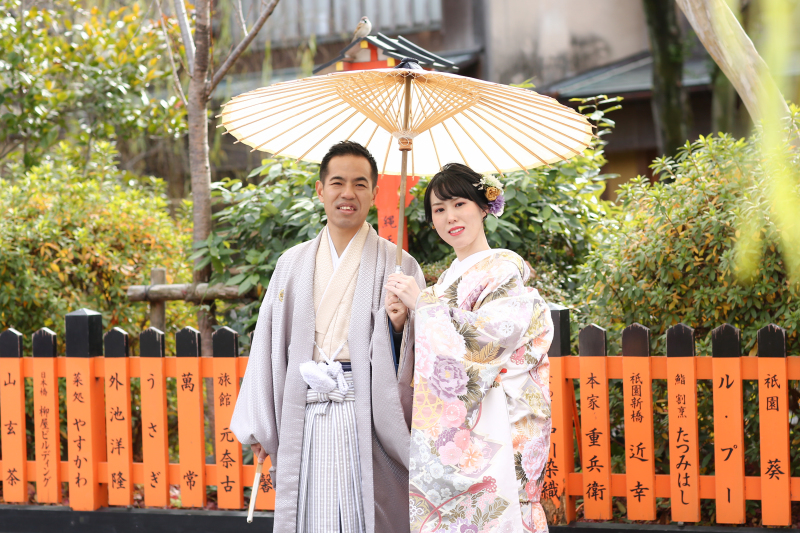 柳のそばからそっと