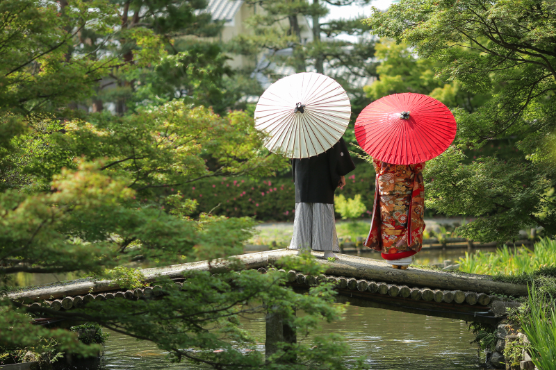 紅白の傘が映えます☆彡