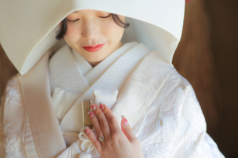 さりげなくネイルも写して