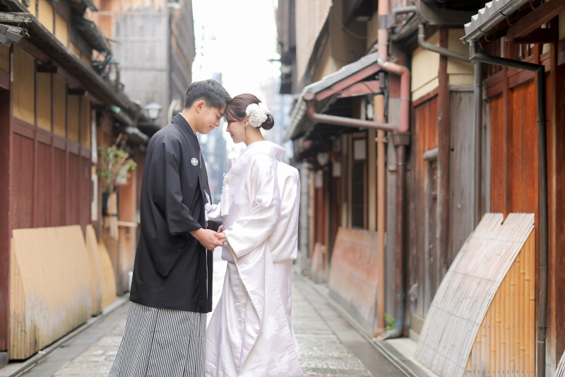 おでこを合わせて