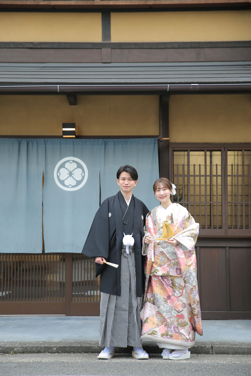 暖簾前でも撮影⸝⋆