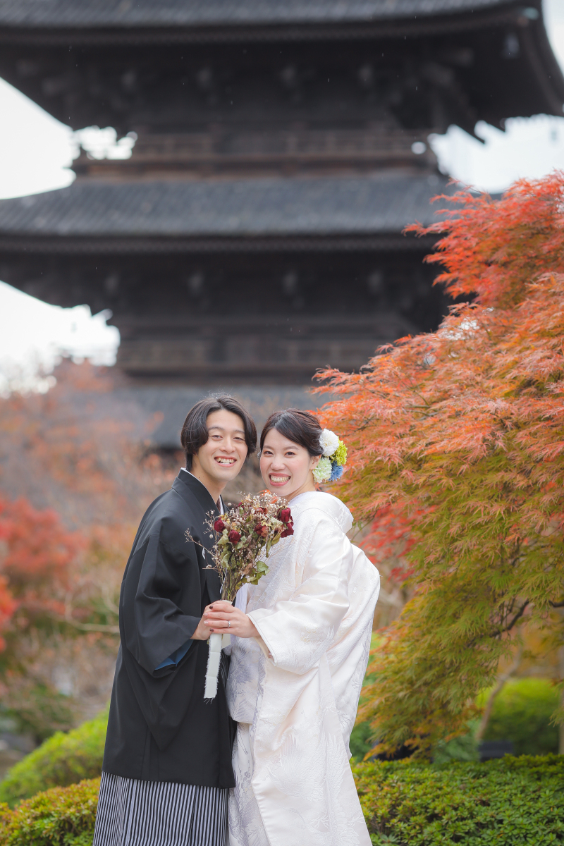 幸せなストーリーのあるドライフラワーと