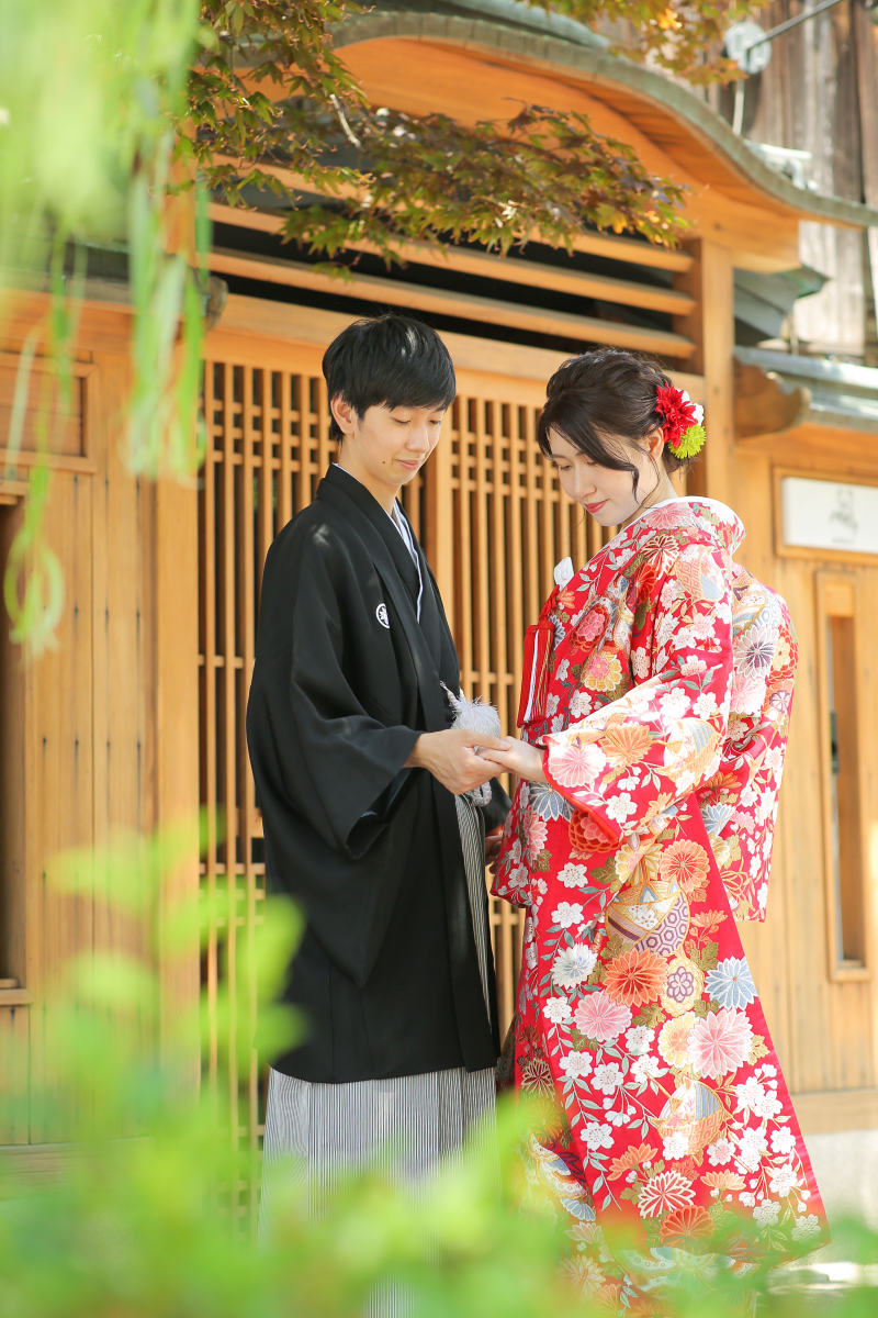 新緑の中から・・・