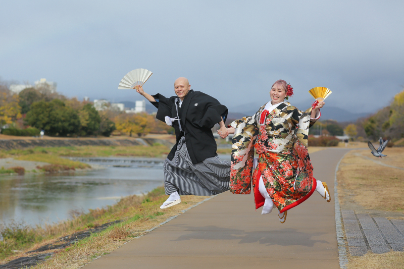 小雨を吹き飛ばすハイジャンプ!