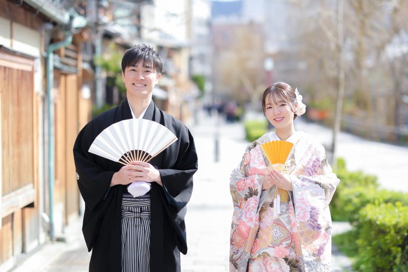 お扇子を使って