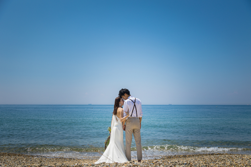 どんなリクエストも相談しやすいフォトグラファーです。もちろん、全てお任せでもおふたりらしい瞬間を丁寧に切り抜き、レタッチまでしっかりこだわって最高の作品にしてお届けします。