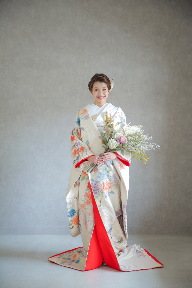 【 ソロフォト・アトリエ撮影 】和装1点(白無垢or色打掛) 補正データ30カット付