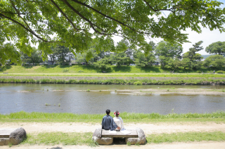 ペットとの撮影にも◎京都で愛される歴史ある河川です。
