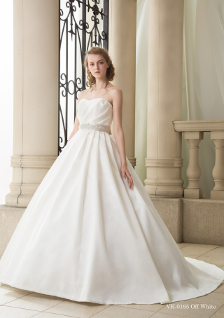 フォトウエディング福山専用衣裳室