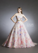 フォトウエディング福山専用衣裳室