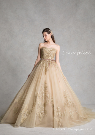 フォトウエディング福山専用衣裳室