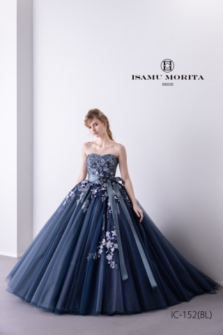 フォトウエディング福山専用衣裳室