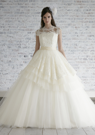 フォトウエディング福山専用衣裳室