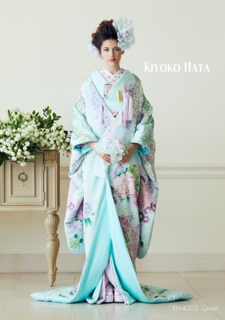 フォトウエディング福山専用衣裳室