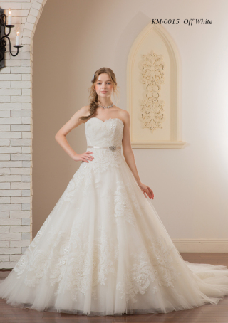 フォトウエディング福山専用衣裳室