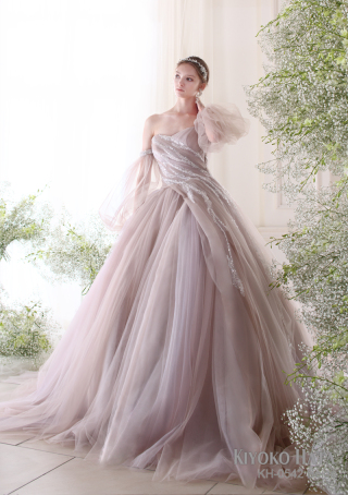 フォトウエディング福山専用衣裳室