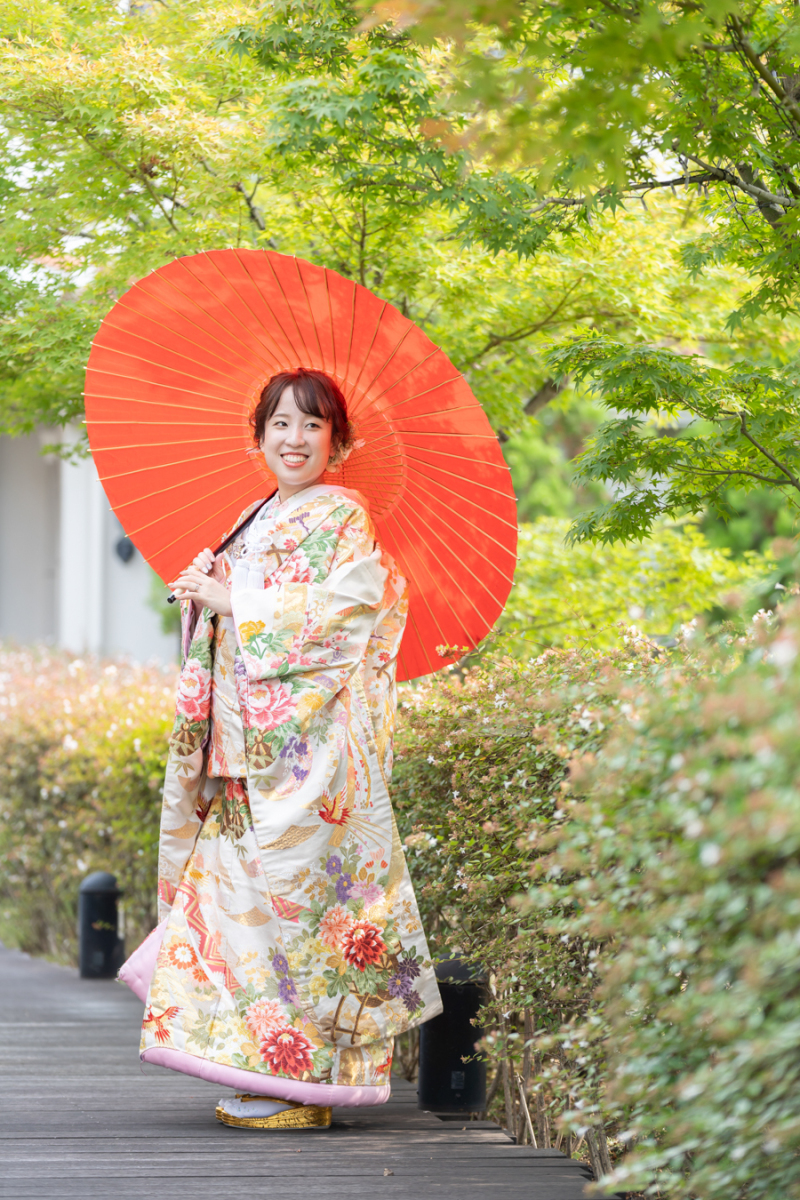 フォトウエディング福山_ガーデンで撮影できる