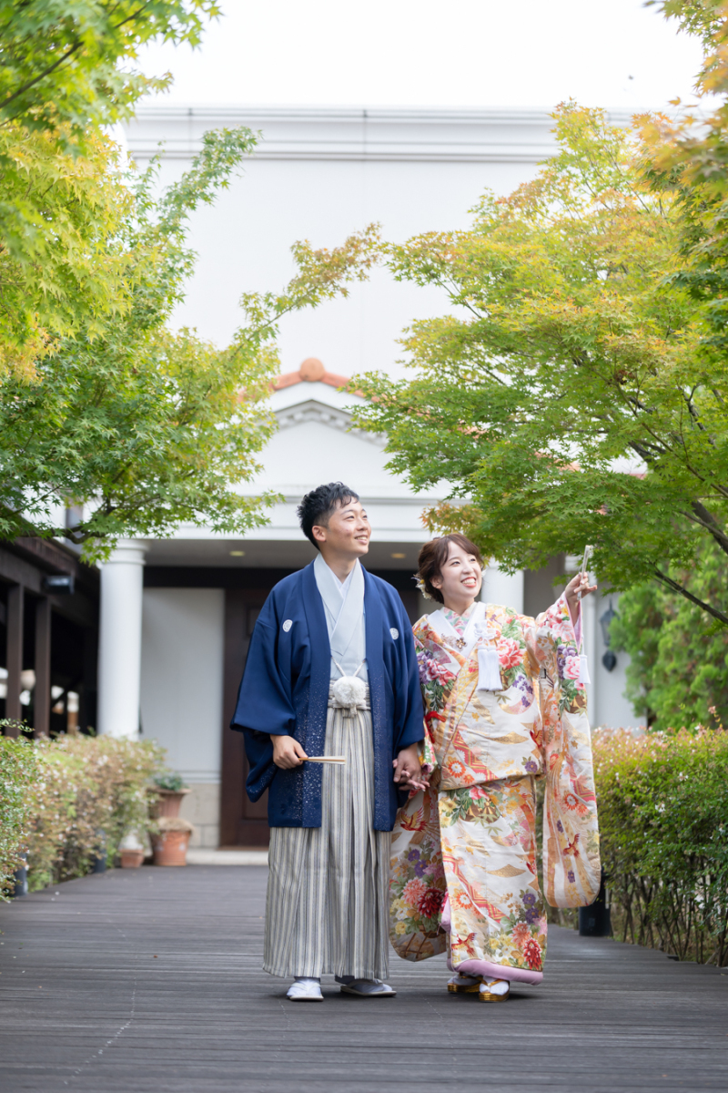 フォトウエディング福山_ガーデンで撮影できる