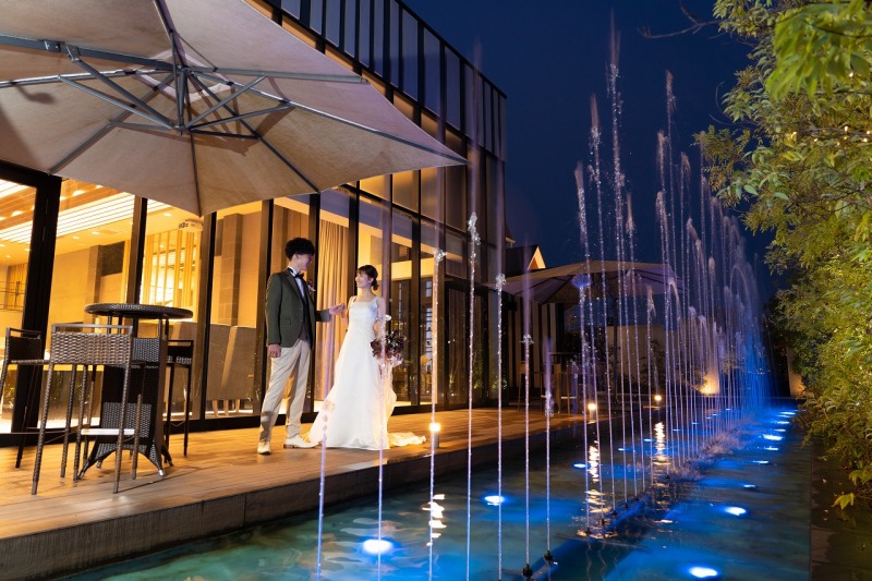 【期間限定*夢のナイトウェディングフォト165000円→99000円!】≪ドレス&タキシード1着+10カット撮影データ込≫