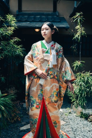 真夢 MAYU【白昼のガーデンパーティー】