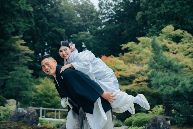 おんぶショット