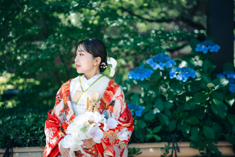 赤の打掛がお似合いです