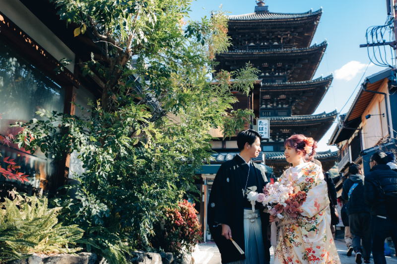 五重塔と緑に染められて