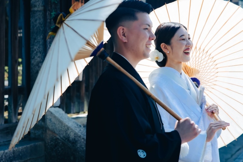 弾けるような笑顔